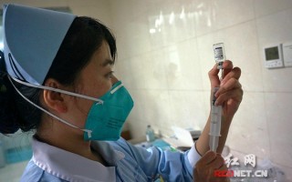 老是擦眼镜会怎么样，老是擦眼镜会怎么样吗