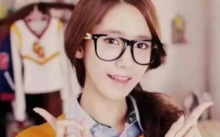 带什么眼镜显得眼睛大，带什么眼镜显得眼睛大一点