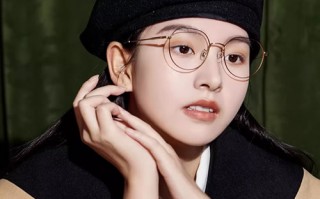 明月眼镜价位多少钱，明月眼镜片价格一览表