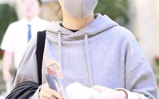 皮肤黑戴什么颜色太阳镜，皮肤黑戴什么颜色太阳镜好看