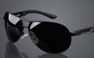 矩形脸适合什么眼镜框，矩形脸适合什么眼镜框好看