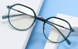 tr半框眼镜什么意思，半框眼镜是什么