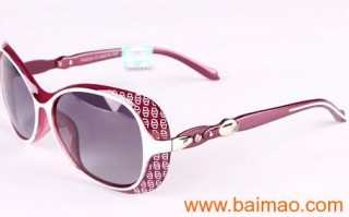 隐形眼镜p2是什么牌子，隐形眼镜p2是什么牌子的