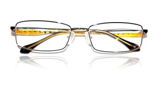 怎么给眼镜贴膜，怎么给眼镜贴膜视频