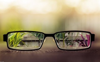 怎么看眼镜好不好，怎么看眼镜防不防蓝光